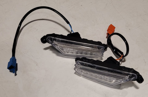 Supra Pro front turn light Set